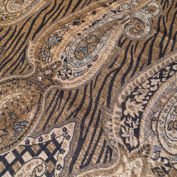 Scarf: Silk Feel Pashmina Type - Picture 7 of 8